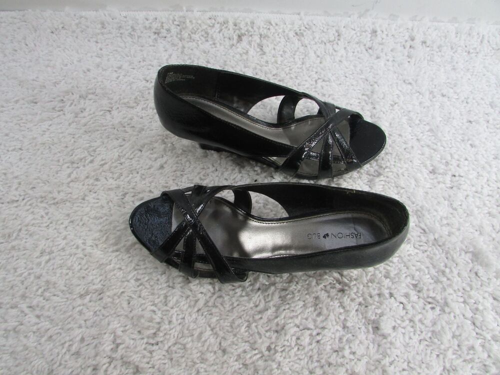 Fashion Bug Carmella Open Toed Black Wedges Black Size 7M